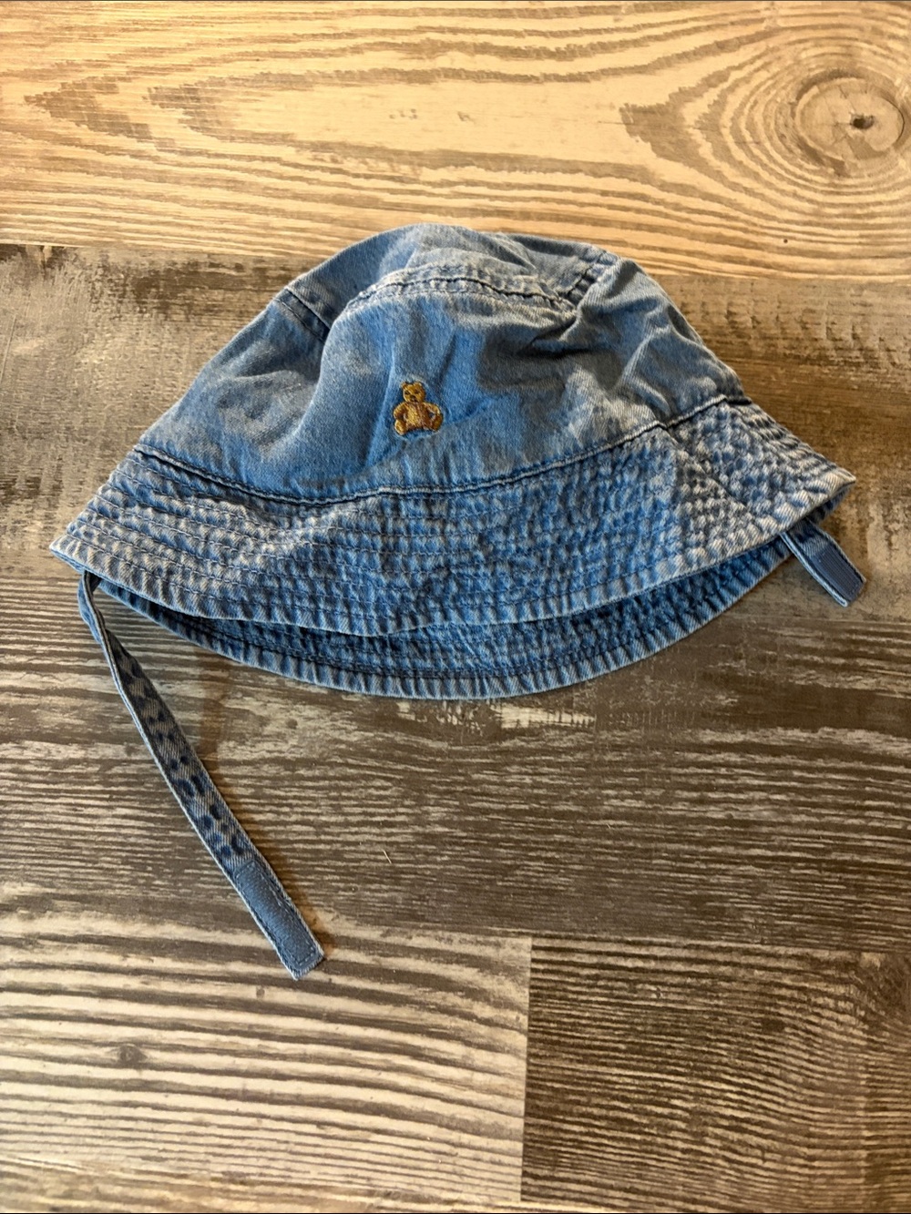 GAP Kids Denim Bucket Hat with Bear Embroidery - Light Blue